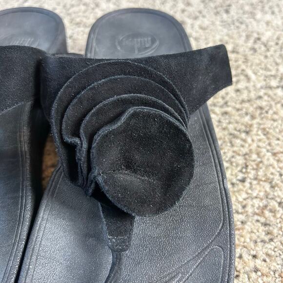 Fitflop Womens Florrie Sandals Size 9 Black Flower Thong Toe Post Slide - Picture 3 of 8